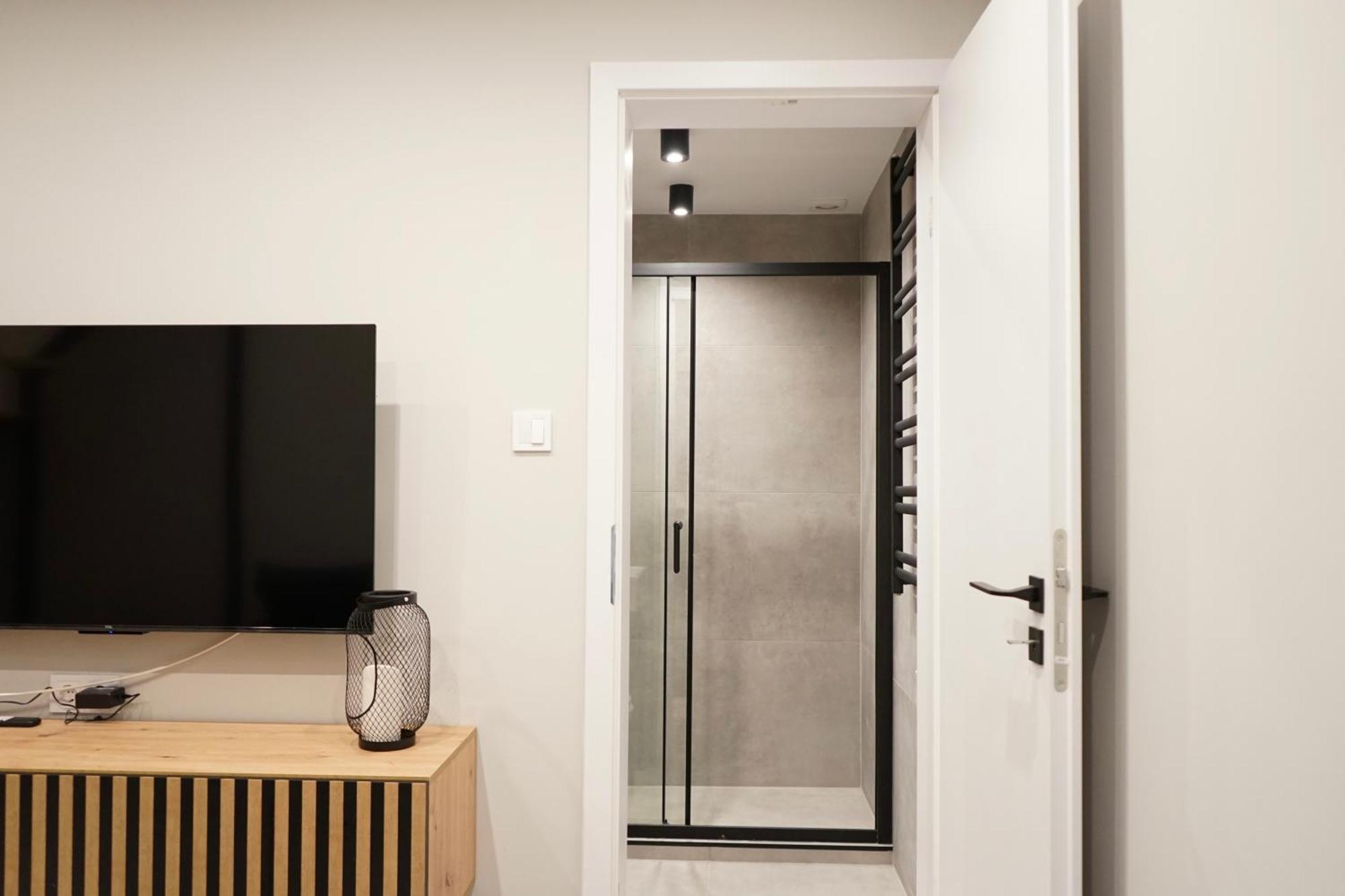 K87- Bp Modern Boutique Apartments, Best Location By Bqa Apartment